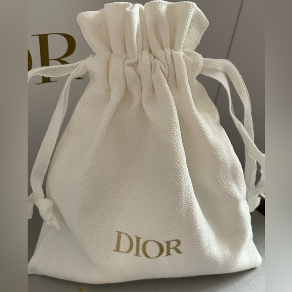 7.5ml Gris Dior Collection Prive Fragrance with logo dust bag - Picture 7 of 8